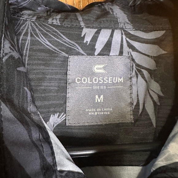 Purdue Boilermakers Colosseum Hawaiian Shirt Mens Medium Button Up Performance - Picture 3 of 9